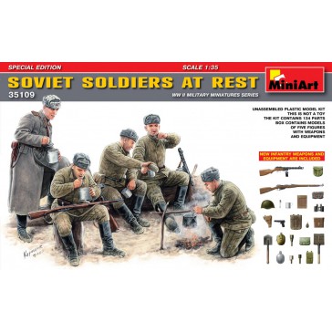 Soviet Soldiers at Rest 1/35