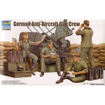 German Anti-Aircraft Gun Crew 1/35