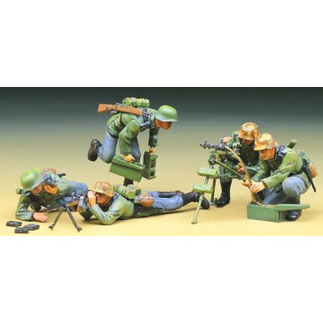 (1379) GER.MACHINE GUN TEAM 1/35