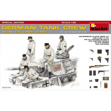 German Tank Crew Winter 1/35