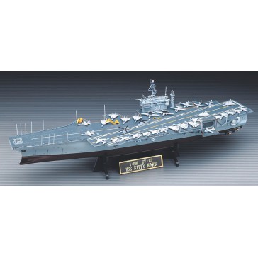 USS KITTY HAWK 1/800