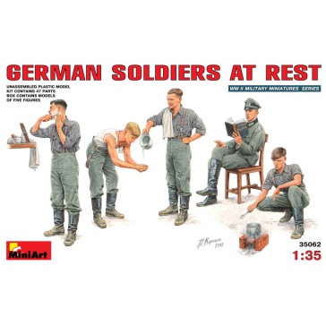 Germ. Soldiers at Rest 1/35