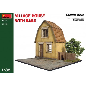 Village House + Base 1/35