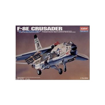 F-8E CRUSADER 1/72