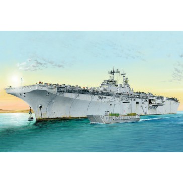 USS Kearsarge LHD-3 1/700