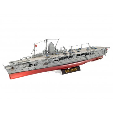 Porte-avions allemand GRAF ZEPPE 1:720