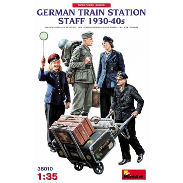 German Train Station Staff '40 1/35