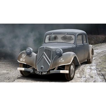 Staff Car Traction Avant 11CV  - 1:72