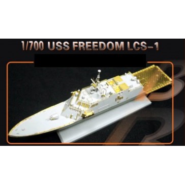 1/700 U.S.S. FREEDOM LCS-1 SMART KIT (?/20) *