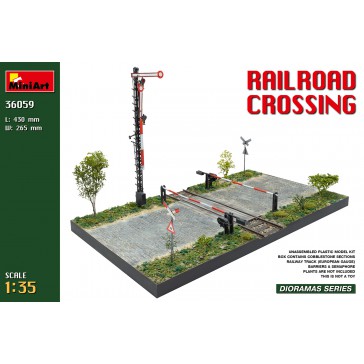 Railroad Crossing 1/35
