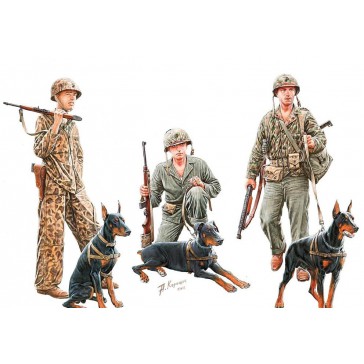 Soldiers with dogs             1/35