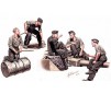 German Tankmen WWII era        1/35