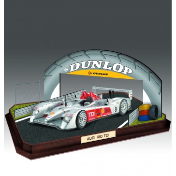 Gift Set Audi R10 TDI Le Mans & 3D Puzzle(Le Mans) - 1:72