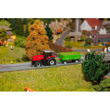 1/87 MF TRACTOR MET AANHANGER (WIKING)