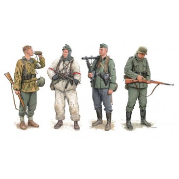 1/35 GERMAN ELITE INFANTRY RUSSIA 1941-43