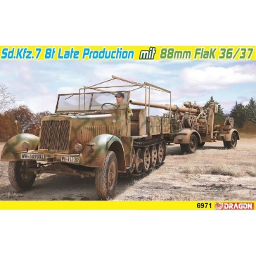 1/35 SD.KFZ.7 8(T) LATE PROD. MIT 8.8MM FLAK 36/37